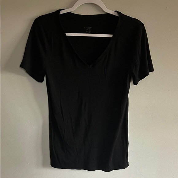 A new day Black V-Neck Women's Top - Picture 1 of 3